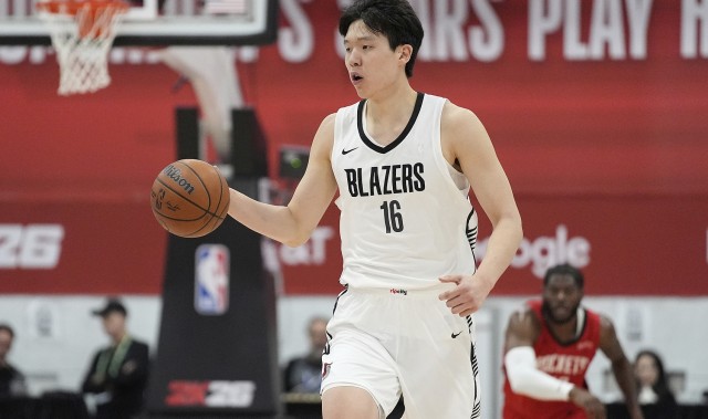 星空体育一键登录-青岛男篮完成杨瀚森CBA联赛预注册，明确球员归属权